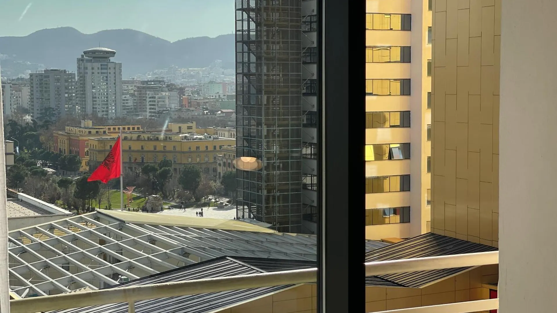 Rooftop Tirana Aparthotel