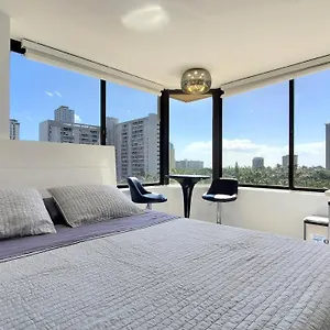 Waikiki Modern No Fee Location Aparthotel Honolulu