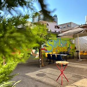 Auberge de jeunesse D1, Tirana